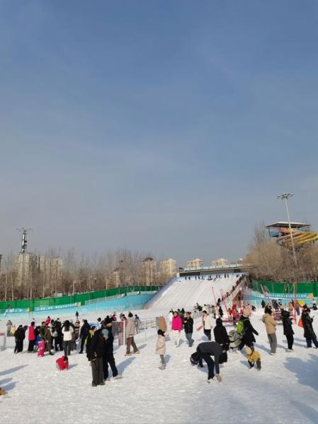 三河冰雪乐园门票价格_三河冰雪乐园有什么好玩的