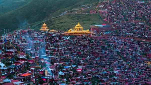 色达高原反应严重吗_色达海拔多少米