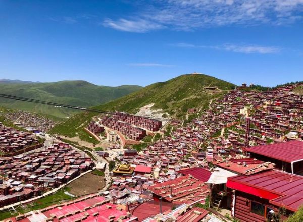 色达高原反应严重吗_色达海拔多少米