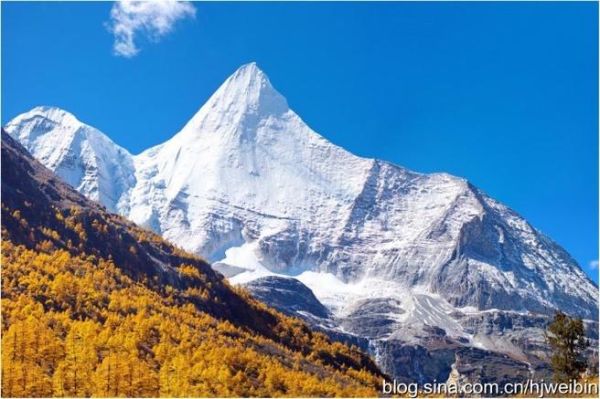 稻城属于青藏高原吗_稻城海拔多少米