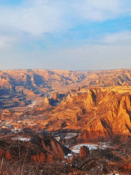 延安黄土高原在哪里_有什么特色地貌