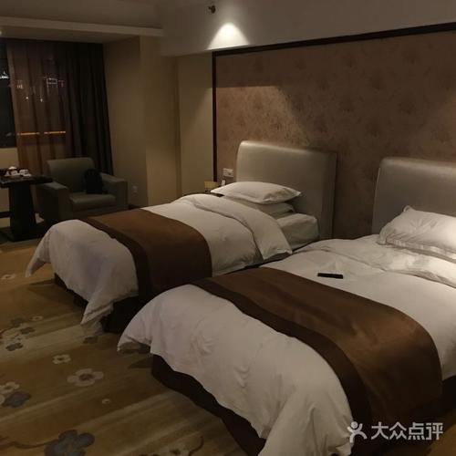 长沙高原红大酒店价格_一晚多少钱