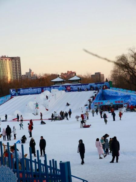 龙池冰雪节门票价格_龙池冰雪节有什么好玩的