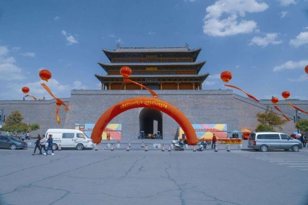 凤凰高原红酒店怎么样_凤凰高原红酒店价格