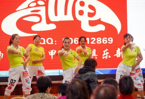 深圳神鹰户外俱乐部怎么样_深圳神鹰户外俱乐部价格