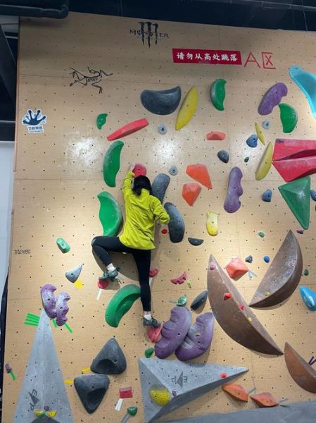 户外攀岩教学_初学者如何入门