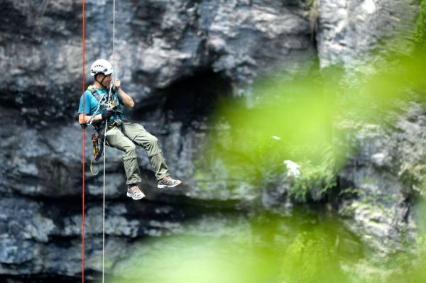 亚洲户外杂志推荐路线_新手如何入门