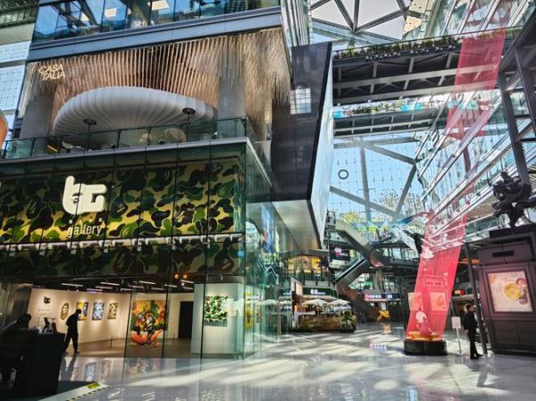 北京侨福芳草地有什么好玩的_北京侨福芳草地怎么去