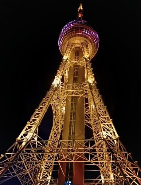 高原的明珠在哪里_高原的明珠有什么特色