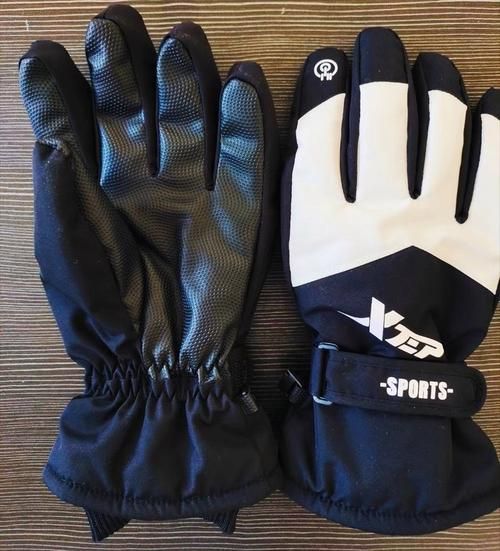 户外手套什么牌子好_户外手套怎么选