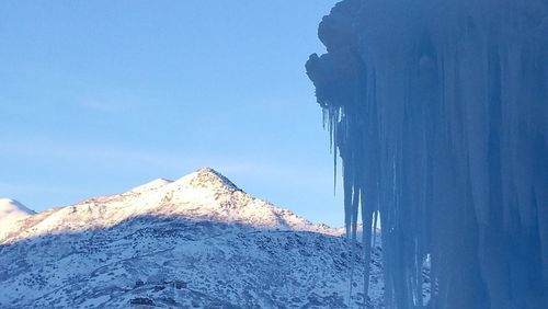 冰雪奇缘雪山图片大全_高清壁纸哪里下载