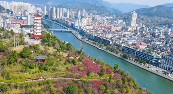 文成冰雪在哪里_文成冰雪几月去最好