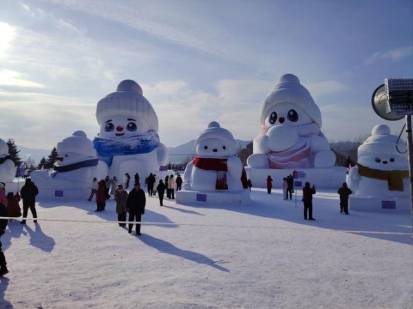 冬天冰雪旅游去哪里好_冰雪摄影技巧有哪些