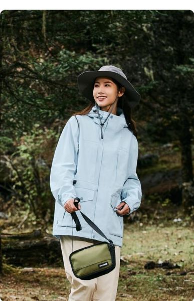 户外休闲女装怎么选_适合徒步的轻便搭配