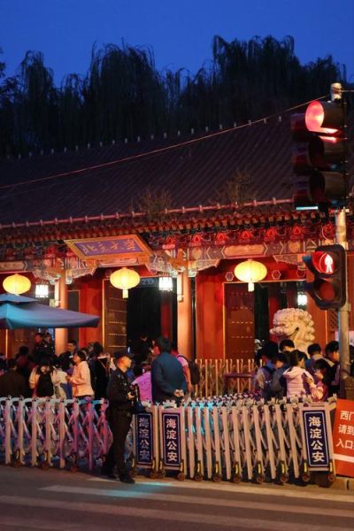 北京大学大门图片_北大西门拍照攻略