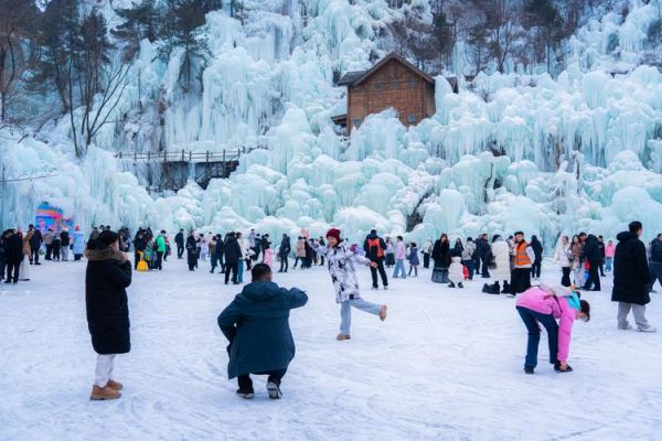 冰雪怡人是什么_冰雪怡人适合什么季节去
