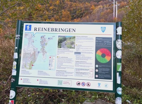 加拿大哪里看极光_加拿大户外徒步路线