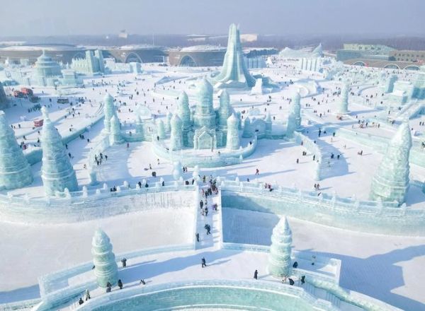 冰雪世界是什么意思_冰雪世界有哪些特色景点