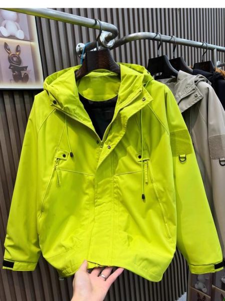 户外衣服品牌怎么选_哪个牌子防风防水好