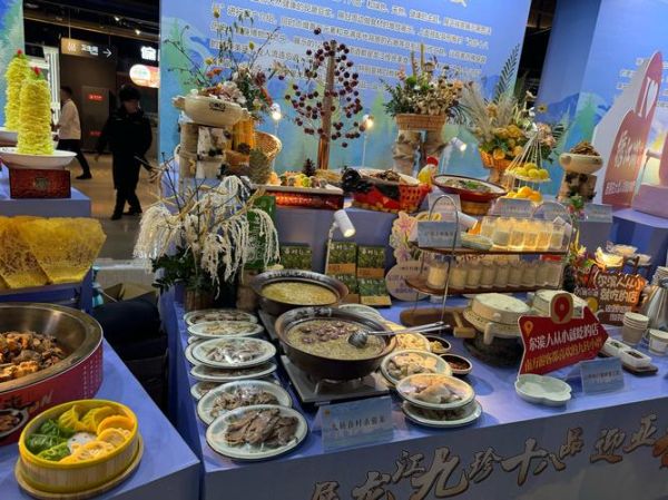 冰雪大世界吃饭贵吗_附近有什么好吃的