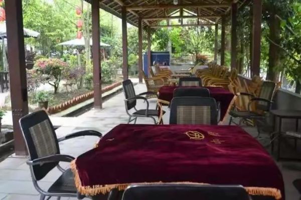 都江堰虹口高原村怎么去_高原村住宿多少钱