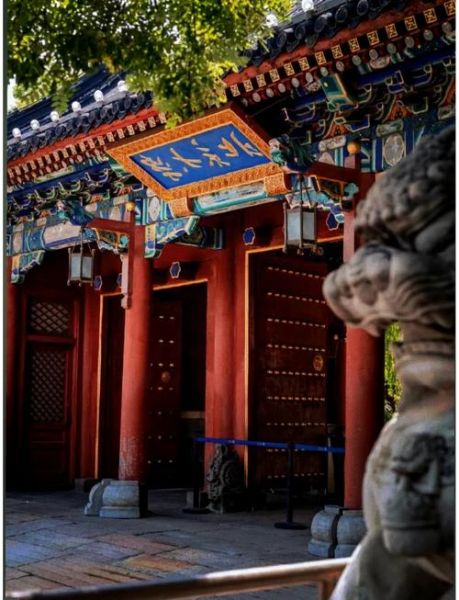 北京大学西校门在哪_北京大学西校门开放时间