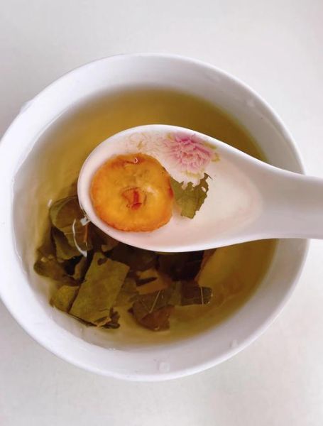 冰雪荷叶的功效与作用_冰雪荷叶减肥正确吃法