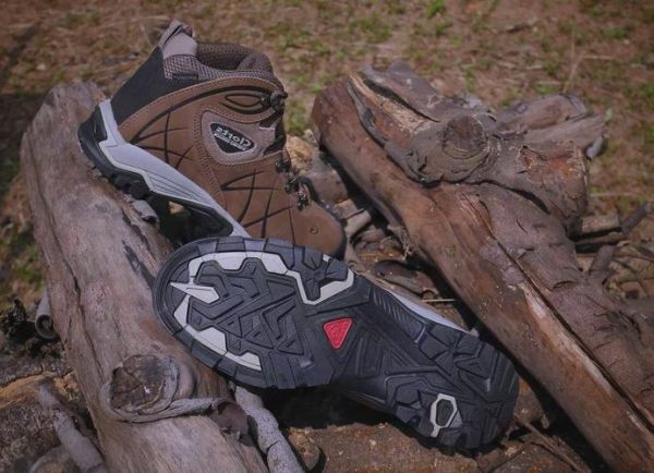 洛驰户外鞋怎么样_洛驰户外鞋适合哪些场景