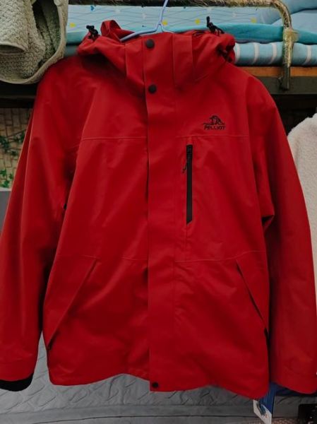 户外服饰批发哪里便宜_户外冲锋衣批发价格是多少